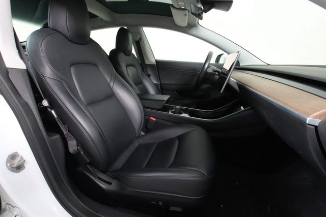 2019 TESLA MODEL 3 - 11