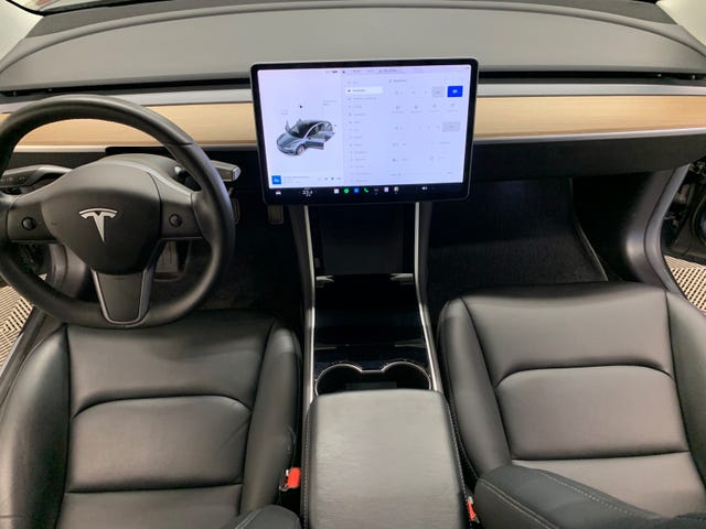 2019 TESLA MODEL 3 - 16
