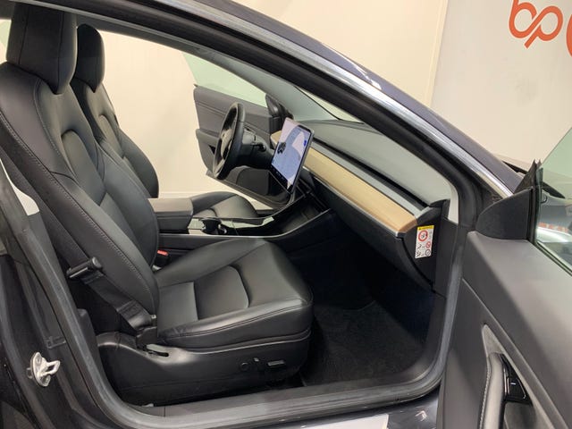 2019 TESLA MODEL 3 - 12