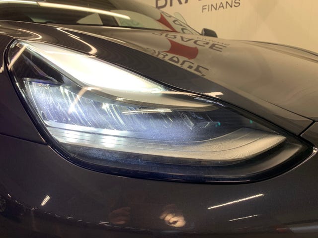 2019 TESLA MODEL 3 - 10