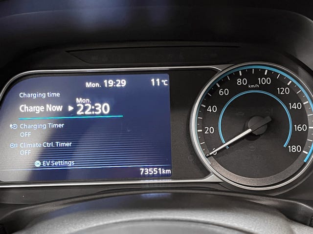 2018 NISSAN LEAF - 10