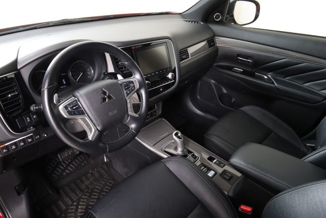 2020 MITSUBISHI OUTLANDER - 13