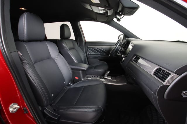2020 MITSUBISHI OUTLANDER - 11