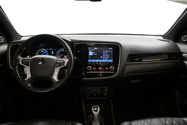 2020 MITSUBISHI OUTLANDER - 23