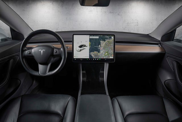 2019 TESLA MODEL 3 - 17