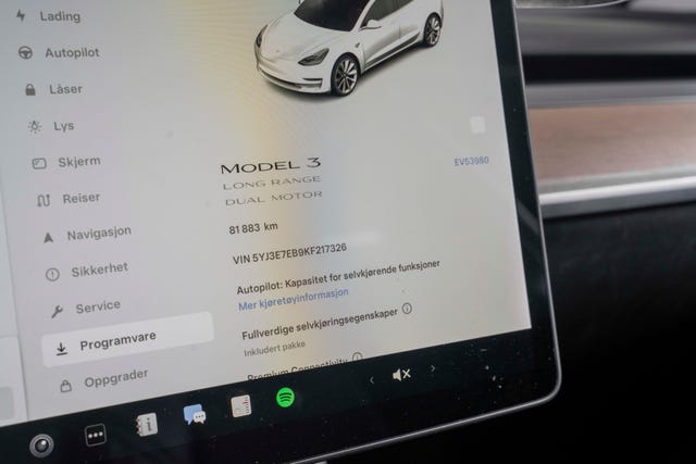 2019 TESLA MODEL 3 - 13