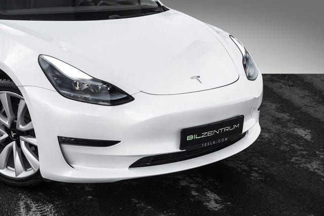 5YJ3E7EB0MF965868 2021 TESLA MODEL 3-4