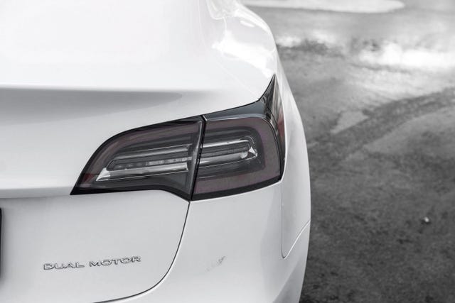 2021 TESLA MODEL 3 - 8