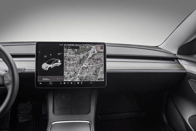 2021 TESLA MODEL 3 - 21