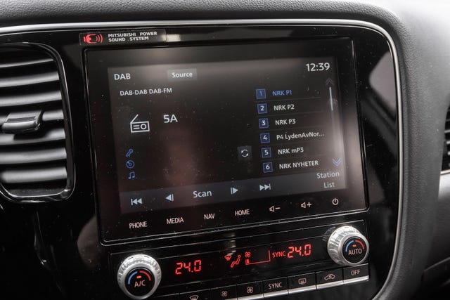 2020 MITSUBISHI OUTLANDER - 28
