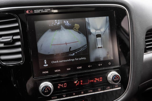 2020 MITSUBISHI OUTLANDER - 27
