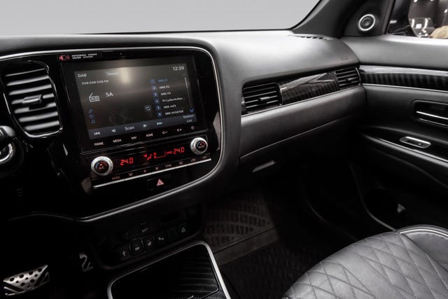 2020 MITSUBISHI OUTLANDER - 25