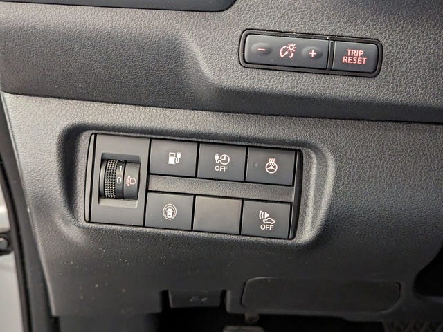2021 NISSAN LEAF - 15