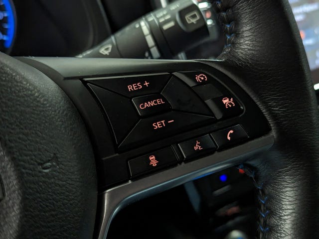 2021 NISSAN LEAF - 24