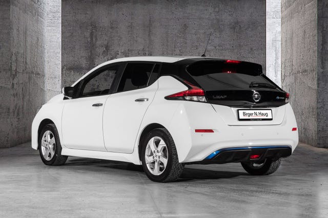 2021 NISSAN LEAF - 9