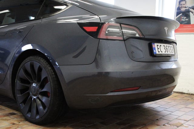 2021 TESLA MODEL 3 - 9