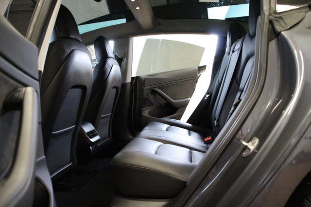2021 TESLA MODEL 3 - 37