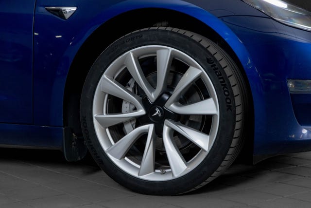 5YJ3E7EB5KF262652 2019 TESLA MODEL 3-2