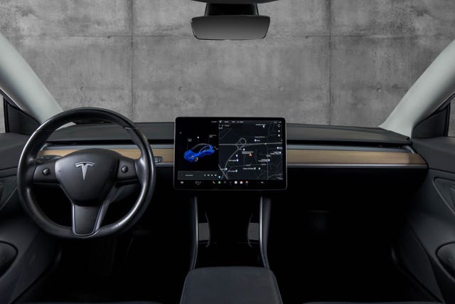 2019 TESLA MODEL 3 - 11