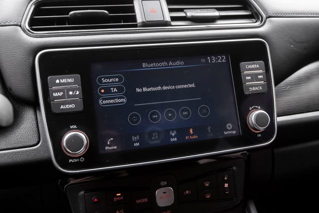 2020 NISSAN LEAF - 23