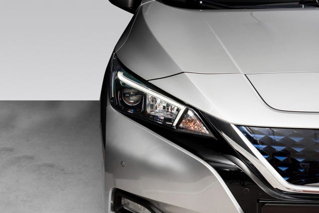 2020 NISSAN LEAF - 8