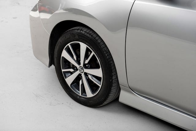 2020 NISSAN LEAF - 11