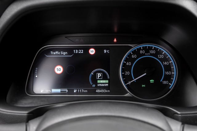 2020 NISSAN LEAF - 18