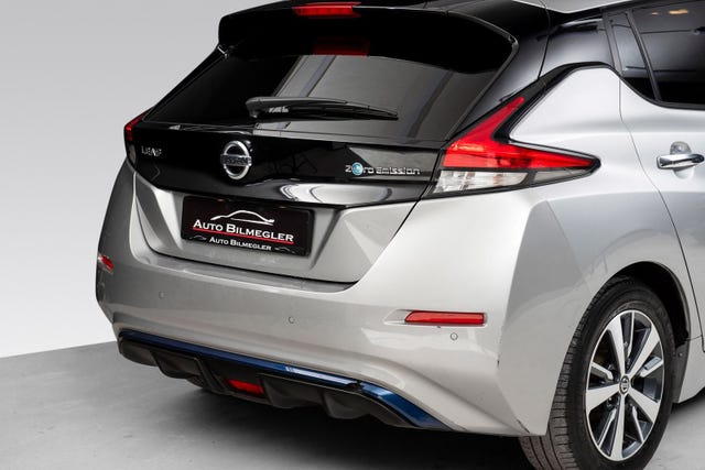 2020 NISSAN LEAF - 9