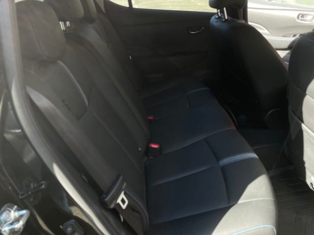 2020 NISSAN LEAF - 11