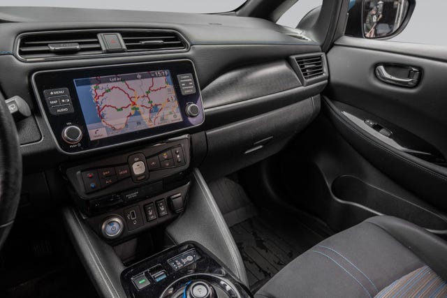 2020 NISSAN LEAF - 22
