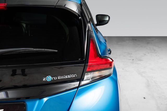 2020 NISSAN LEAF - 10
