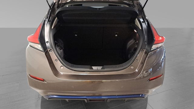 2021 NISSAN LEAF - 11