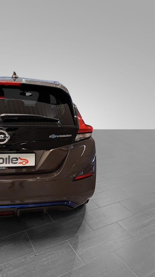 2021 NISSAN LEAF - 9