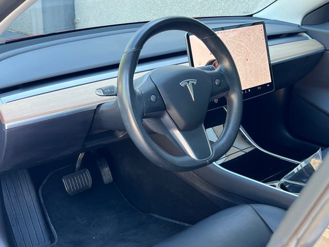 2019 TESLA MODEL 3 - 8