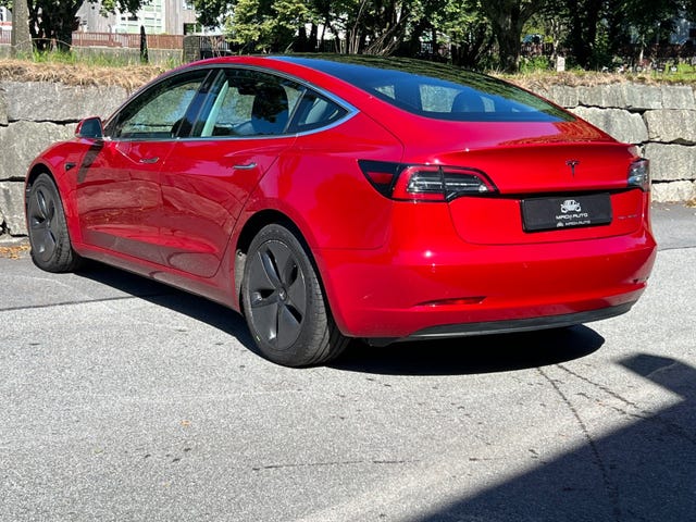 5YJ3E7EB6KF336144 2019 TESLA MODEL 3-5