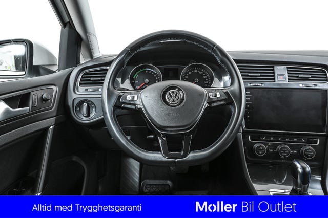 2018 VOLKSWAGEN GOLF - 9