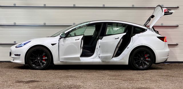 5YJ3E7EC6MF838910 2021 TESLA MODEL 3-4