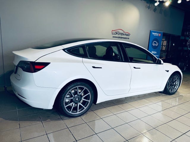 2021 TESLA MODEL 3 - 9