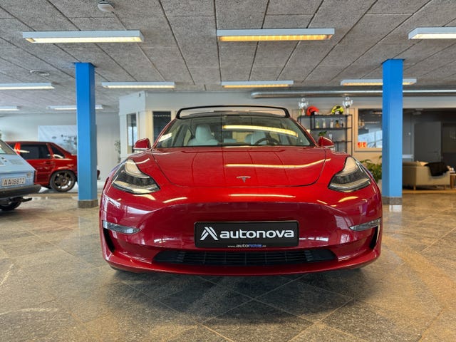 2019 TESLA MODEL 3 - 8