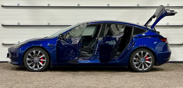 5YJ3E7EC7MF844358 2021 TESLA MODEL 3-4