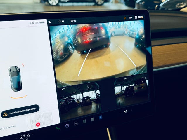 2019 TESLA MODEL 3 - 11