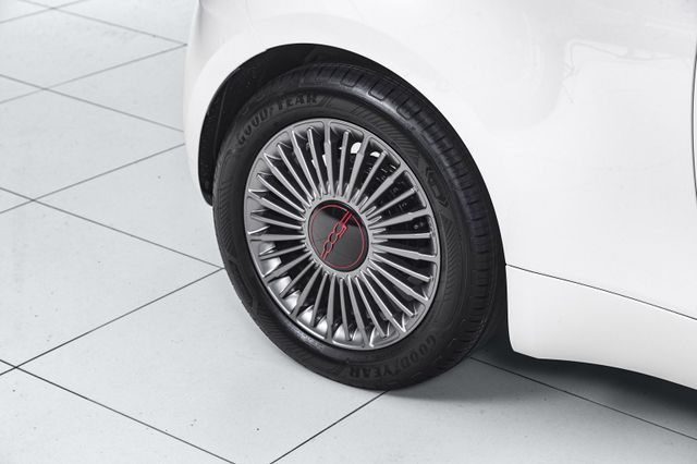 2023 FIAT 500 - 9