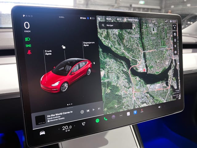 2019 TESLA MODEL 3 - 36
