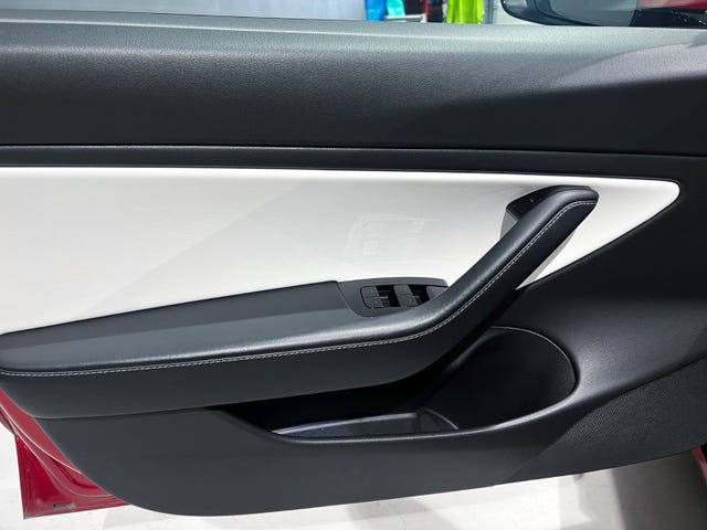 2019 TESLA MODEL 3 - 25