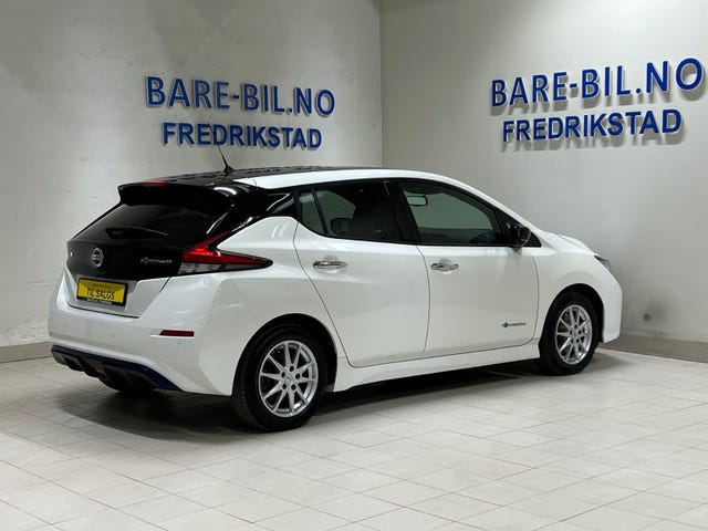 2018 NISSAN LEAF - 12