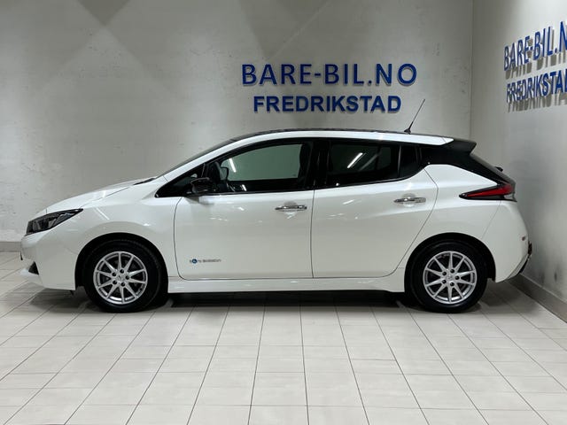 SJNFAAZE1U0023899 2018 NISSAN LEAF-2
