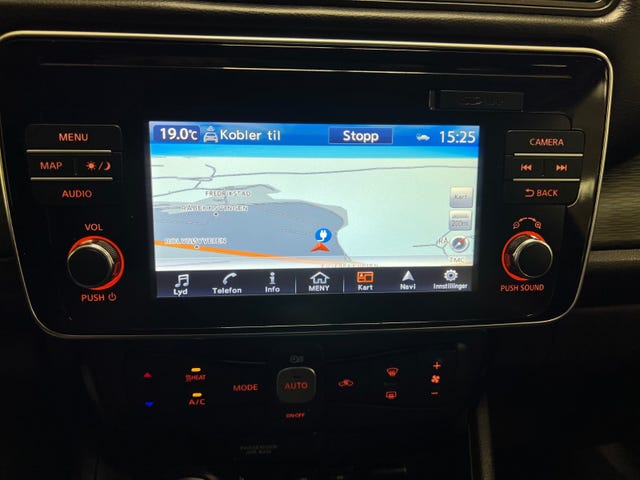 2018 NISSAN LEAF - 35