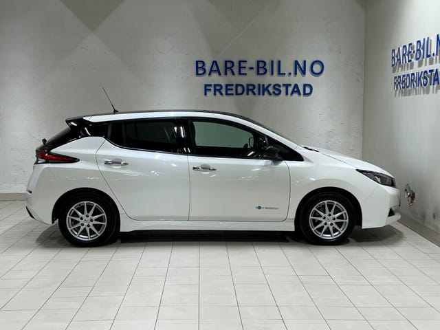 2018 NISSAN LEAF - 11