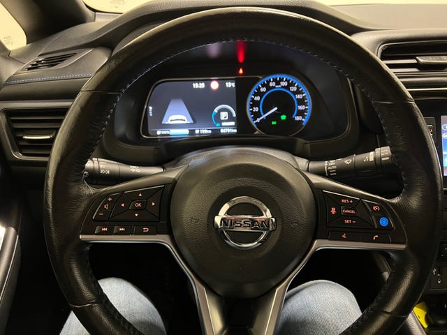 2018 NISSAN LEAF - 39