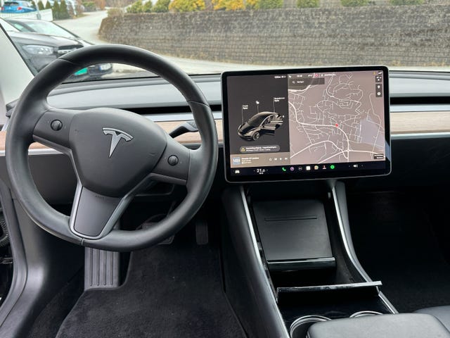 2019 TESLA MODEL 3 - 8
